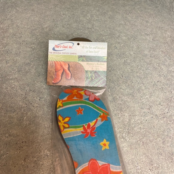 The Original Topless Sandal size 7-8.5 - Picture 5 of 7